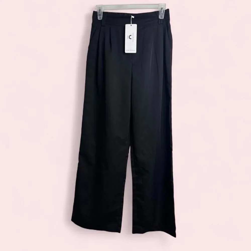 NWT Medium Ohhsheen Black Pleated Wide Leg Trousers
